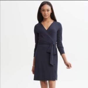 💰Navy Banana Republic Wrap Dress